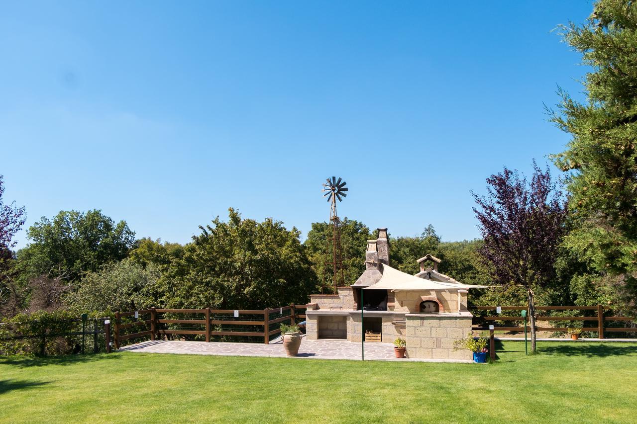 Agriturismo Ferrari 카프라롤라 외부 사진